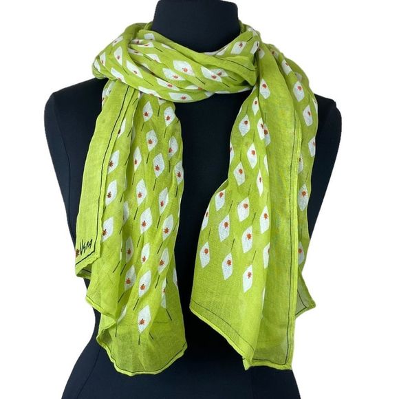 Vintage Vera Lady Bug Leaf Lime Green Long Scarf Lightweight Weave Sz 28” x 70” - Picture 1 of 6